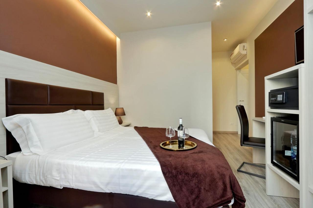 Roma Suite Monti מראה חיצוני תמונה